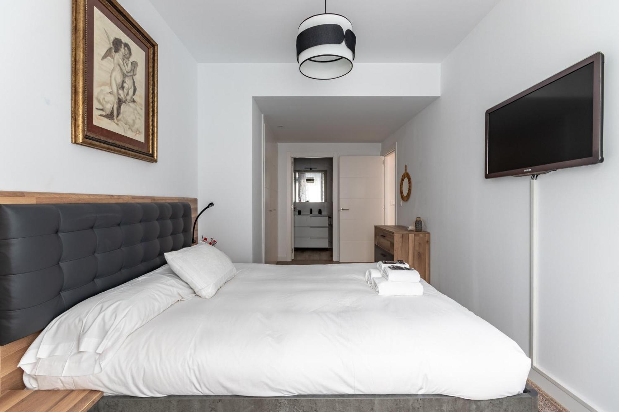 Xirimiri Apartment By People Rentals Bilbao Ngoại thất bức ảnh